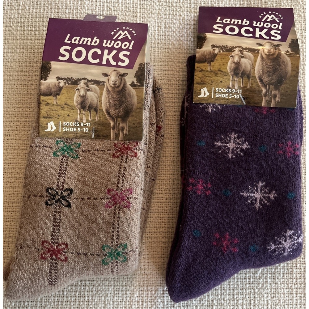 Women's Lamb Wool Blend Winter Socks, Christmas Snowflakes– Warm Soft Crew Sox